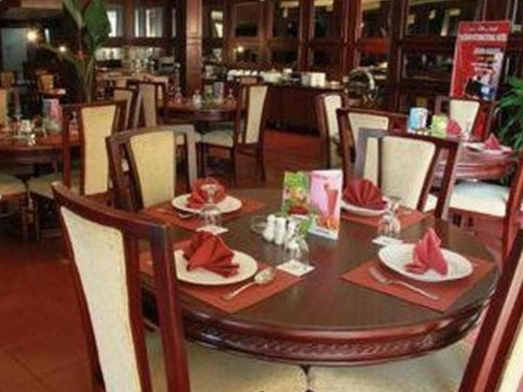 Pardede International Hotel