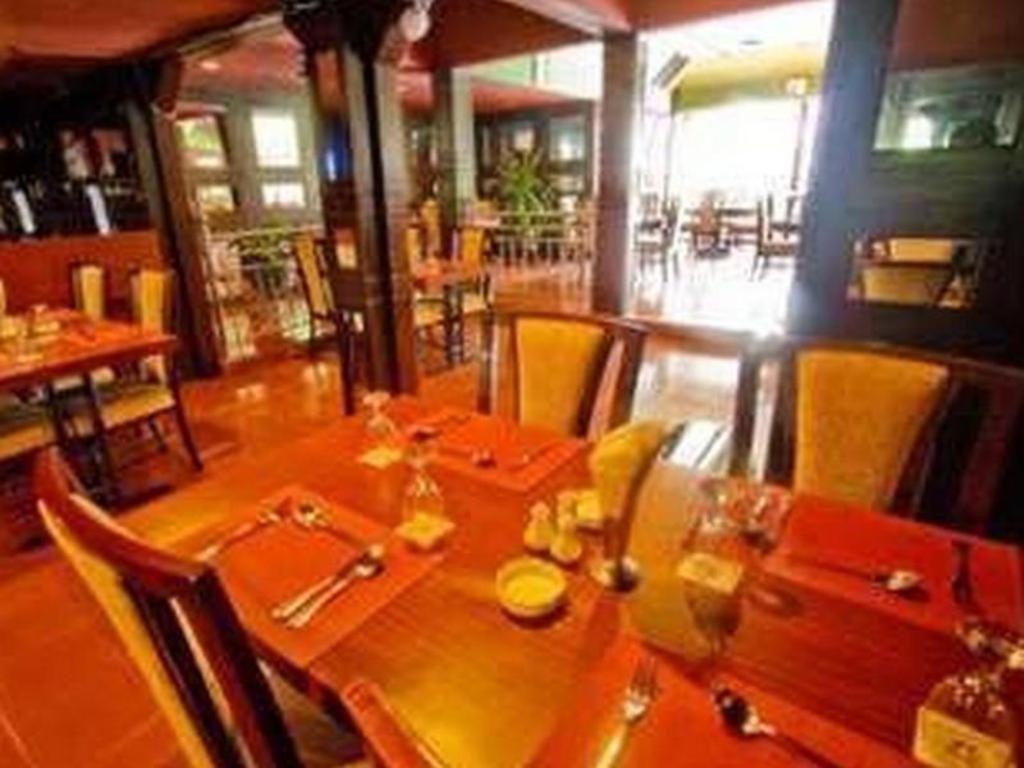 Pardede International 3* Medan